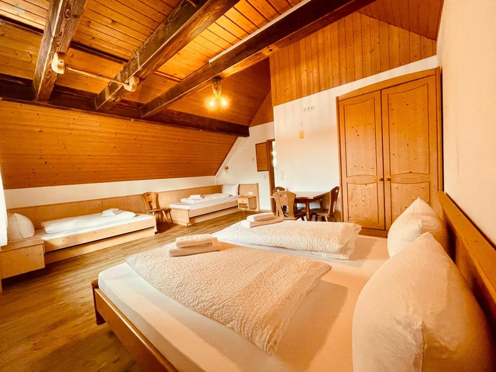 Gaestehaus Spoth Hotel รูสท์ ภายนอก รูปภาพ